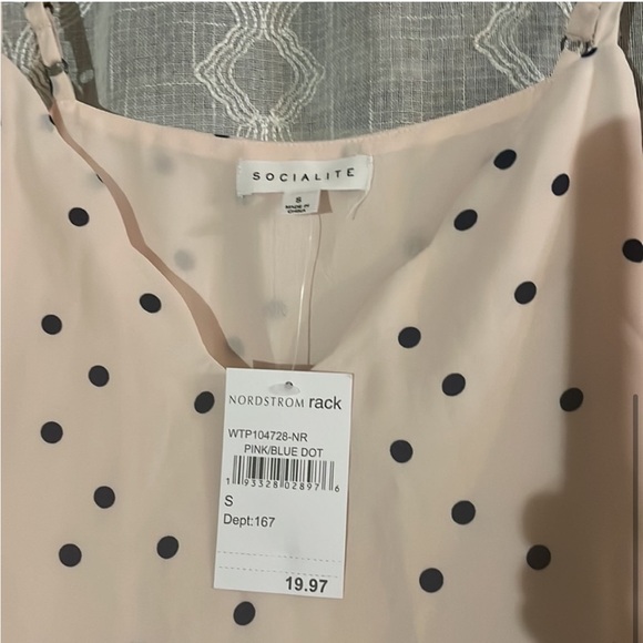 SOCIALITE NORDSTROM RACK LIGHT PINK WITH NAVY BLUE POLKA DOTS TANK TOP BLOUSE 👚 - Picture 4 of 5